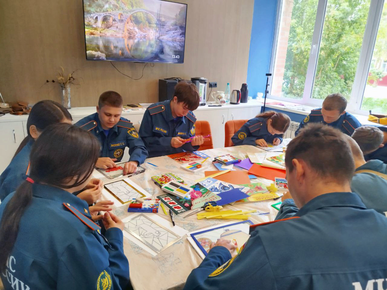 Витражная пластилинография