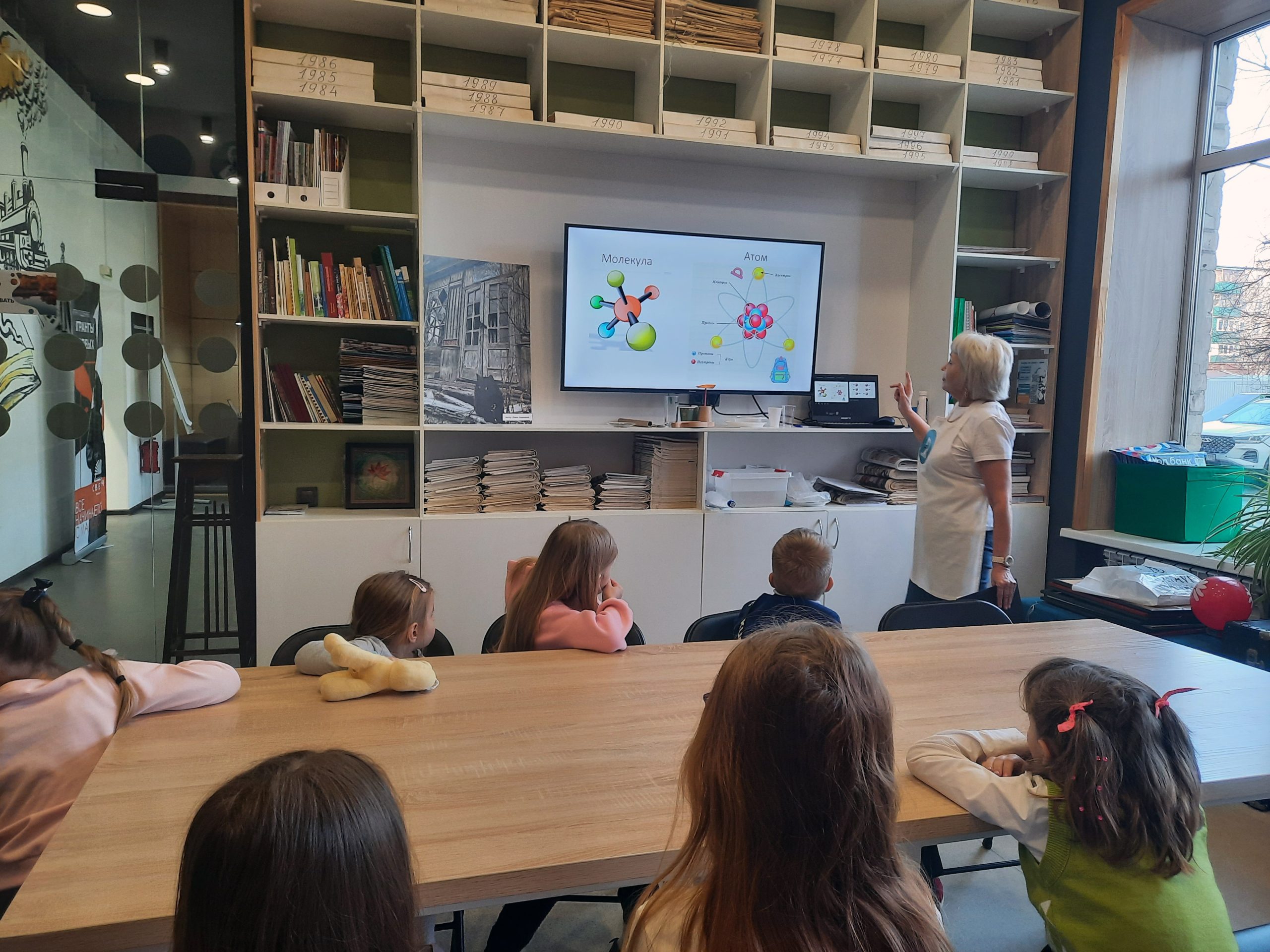 Тайны статики: Эксперименты с электричеством