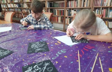 Мастер-класс «Яркий мир граттажа»